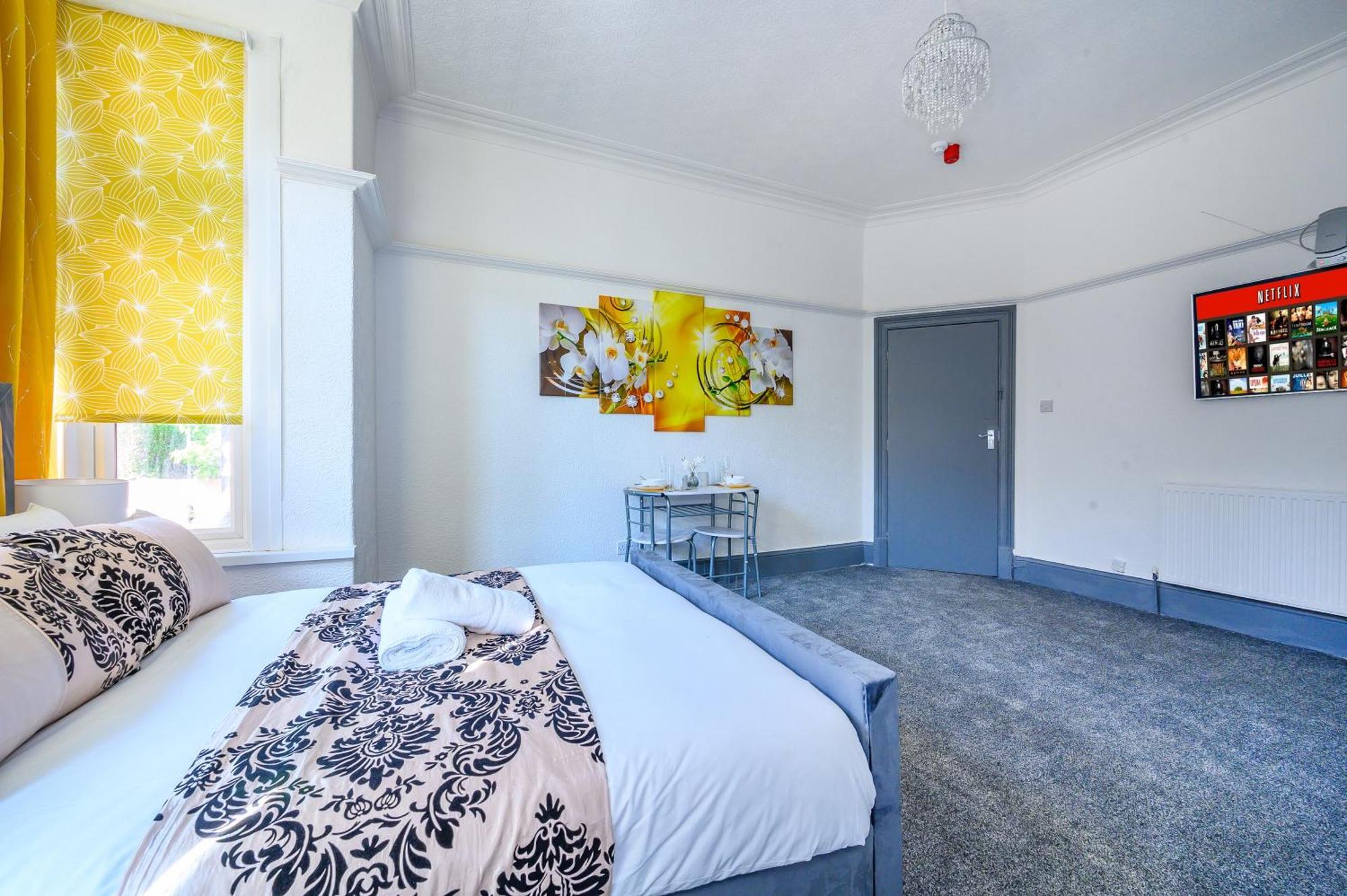 -Rf7H- For Your Relaxed & Cosy Free Parking Leeds  Eksteriør billede