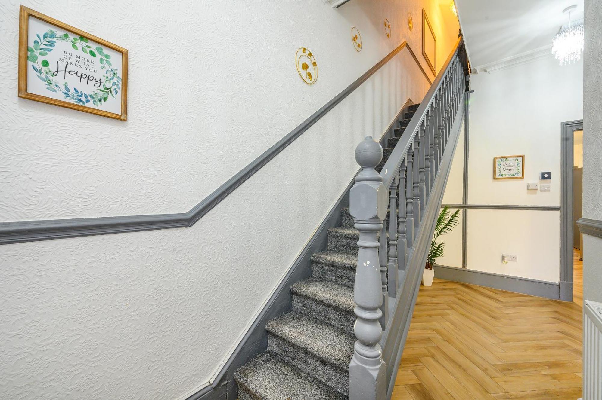 -Rf7H- For Your Relaxed & Cosy Free Parking Leeds  Eksteriør billede